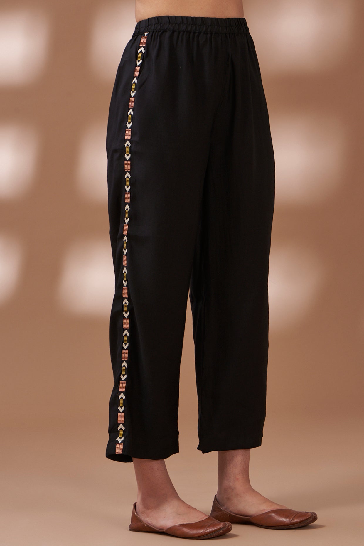 Black thread Embroidered Co-ord Set